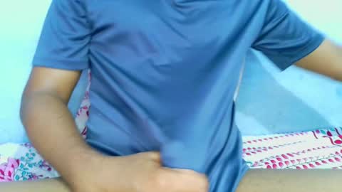 Snapshot of shy_eyes_ chatting on 01/26/25, 02:45 shyeyes online show from 01/26/25, 02:45