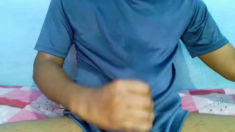 Snapshot of shy_eyes_ chatting on 02/01/25, 08:08 shyeyes online show from 02/01/25, 08:08