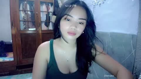 Snapshot of shy_innocent_girl chatting on 06/14/26, 04:58 shy_innocent_girl online show from 06/14/26, 04:58