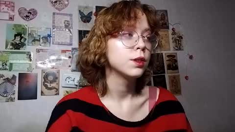 Milena online show from 10/18/25, 01:23