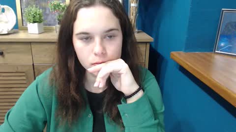 shy_lil online show from 09/19/25, 11:22