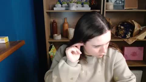 shy_lil online show from 10/24/25, 05:04
