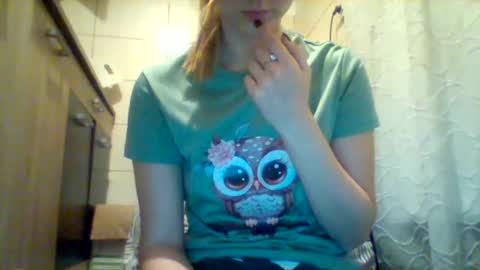 Snapshot of shy_model19 chatting on 12/21/24, 02:41 shy_model19 online show from 12/21/24, 02:41