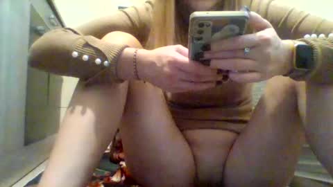 Snapshot of shy_model19 chatting on 01/07/25, 06:38 shy_model19 online show from 01/07/25, 06:38