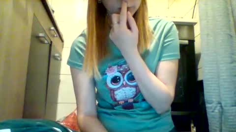 Snapshot of shy_model19 chatting on 01/13/25, 04:07 shy_model19 online show from 01/13/25, 04:07