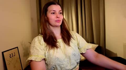 shy_nerd_babyy online show from 01/30/25, 08:32