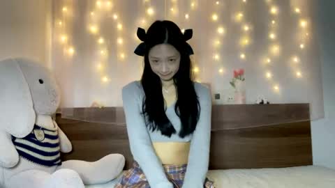 Snapshot of shy_pink_doll chatting on 05/22/26, 03:39 shy_pink_doll online show from 05/22/26, 03:39
