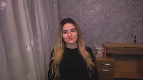 shy_sabrina_ online show from 12/16/24, 11:12