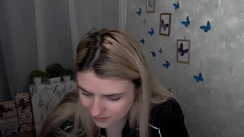 shy_sabrina_ online show from 02/13/25, 07:45