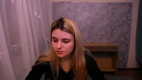 shy_sabrina_ online show from 02/14/25, 07:49
