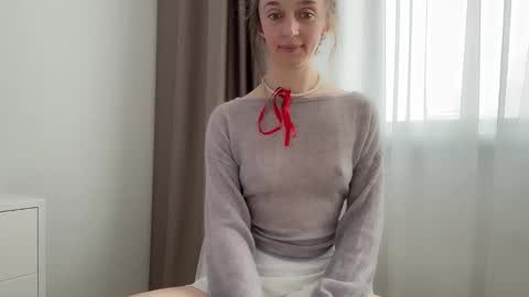 shy_schoolgirl_ online show from 03/03/26, 02:12