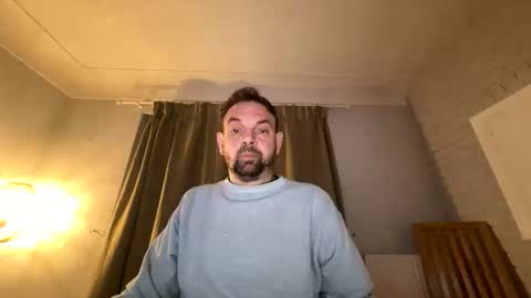 Snapshot of shyb49 chatting on 06/11/26, 02:53 shyb49 online show from 06/11/26, 02:53