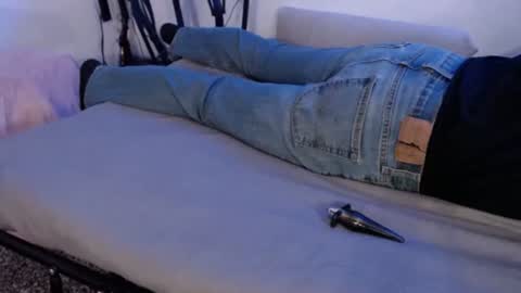 Snapshot of shyboyfu chatting on 02/21/25, 07:56 Funtimes online show from 02/21/25, 07:56