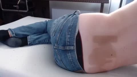 Snapshot of shyboyfu chatting on 09/11/25, 04:18 Funtimes online show from 09/11/25, 04:18