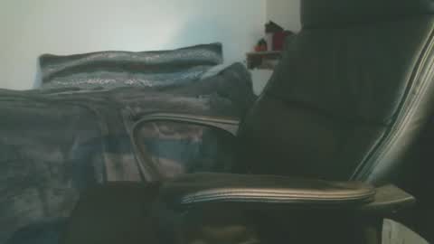 shyboyhugecum2020 online show from 03/16/26, 04:18