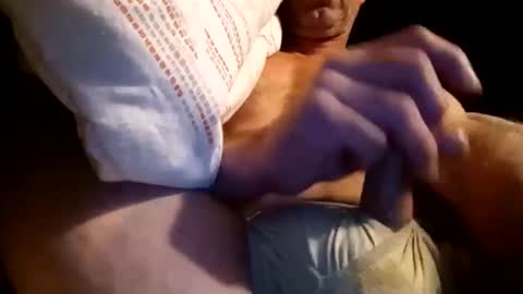 shydude39240 online show from 02/19/25, 04:55