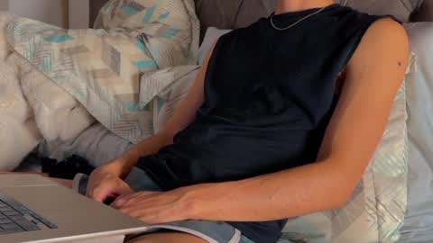 shydude666 online show from 03/05/25, 09:59