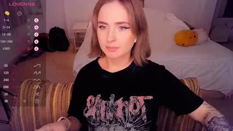 Effie online show from 02/27/25, 04:32