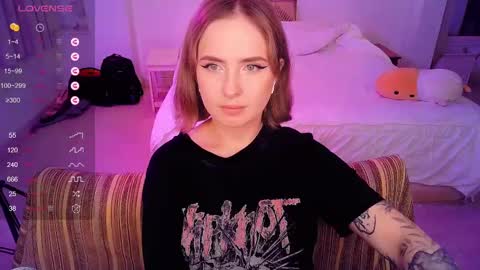 Effie online show from 02/27/25, 07:37