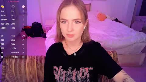 Effie online show from 03/01/25, 01:51