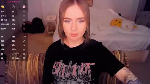 Effie online show from 03/02/25, 10:27