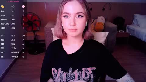 Effie online show from 03/10/25, 08:01