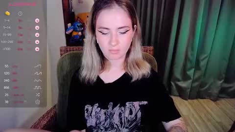 Effie online show from 09/16/25, 07:09