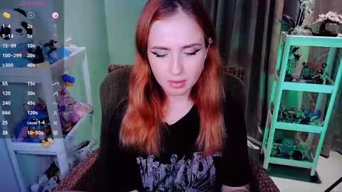 Effie online show from 04/19/26, 02:16