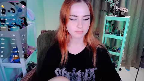 Snapshot of shyfoxxxy chatting on 05/03/26, 05:13 Effie online show from 05/03/26, 05:13