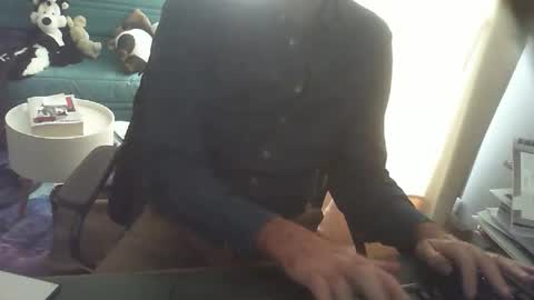 Snapshot of shyfrenchcock chatting on 10/30/25, 02:18 shyfrenchcock online show from 10/30/25, 02:18