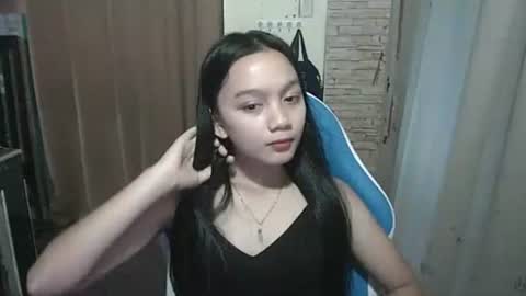 kaira online show from 10/25/25, 02:52