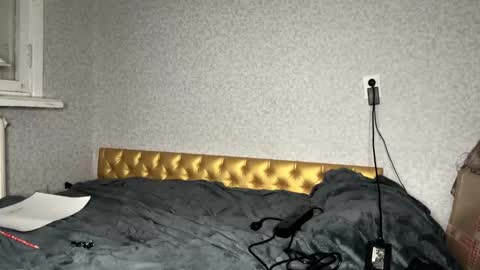 Tom and Betty online show from 02/02/25, 01:30