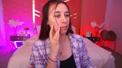 Snapshot of shyy_jany chatting on 05/20/26, 01:06 shyy_jany online show from 05/20/26, 01:06