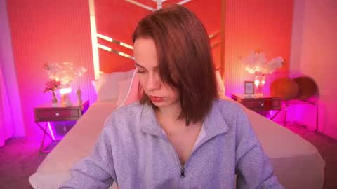 shyysiren online show from 04/05/26, 06:43