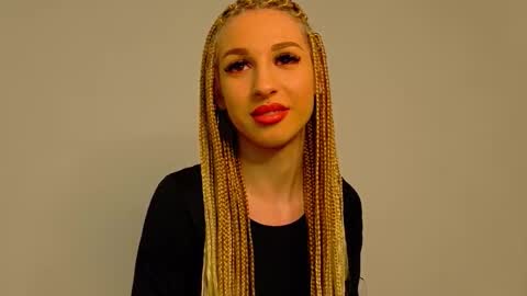 Anastasia online show from 12/14/25, 12:43