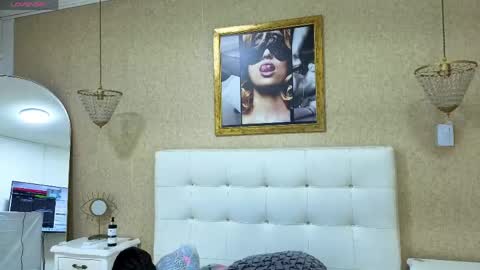 Snapshot of siacavali chatting on 06/04/26, 12:00 Sia online show from 06/04/26, 12:00