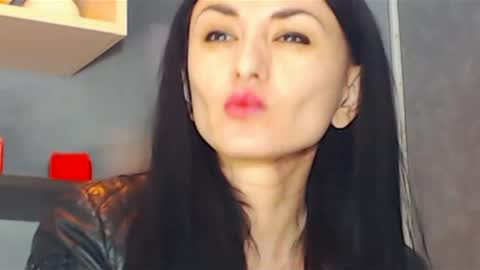 Siaconna online show from 02/08/25, 07:04