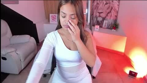 siafoxx_ online show from 03/04/26, 04:40