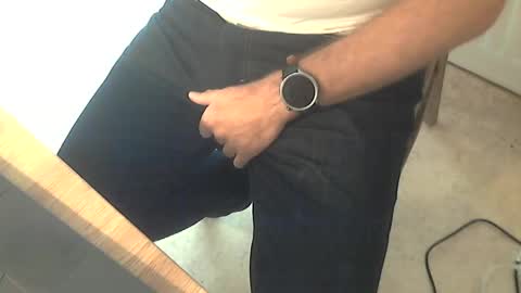 Snapshot of sibblii0 chatting on 09/19/25, 07:21 Seba online show from 09/19/25, 07:21