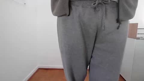 Snapshot of sibeshi chatting on 09/15/25, 01:44 sibeshi online show from 09/15/25, 01:44