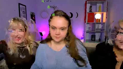 Snapshot of sicilia_shine chatting on 02/25/26, 08:18 silicia online show from 02/25/26, 08:18