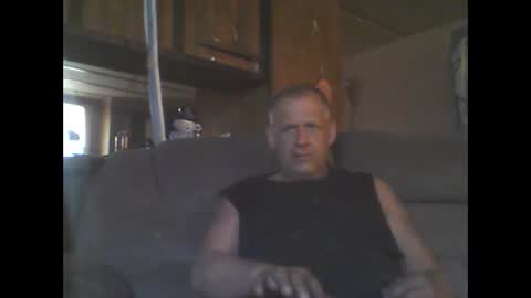 Snapshot of sickone6669947170 chatting on 11/16/25, 03:06 Bill online show from 11/16/25, 03:06
