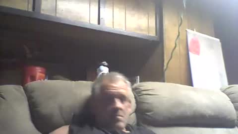 Snapshot of sickone6669947170 chatting on 12/15/25, 01:15 Bill online show from 12/15/25, 01:15