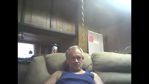 Snapshot of sickone6669947170 chatting on 12/22/25, 09:45 Bill online show from 12/22/25, 09:45