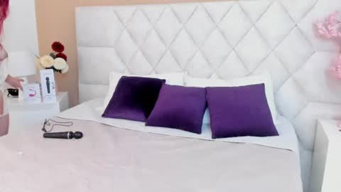 Snapshot of sidney_clark chatting on 07/19/26, 01:04 sidney_clark online show from 07/19/26, 01:04