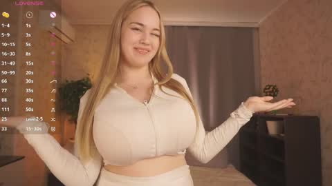 Elizabeth online show from 04/09/26, 09:42