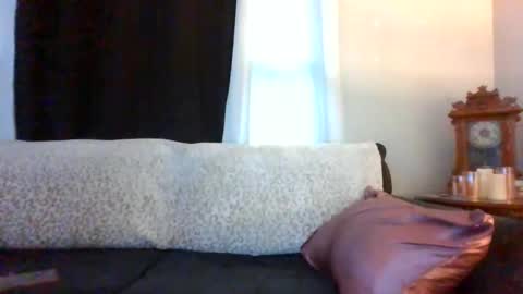 Snapshot of sidneyraee chatting on 06/09/26, 02:28 Mrs. St. Patrickk online show from 06/09/26, 02:28