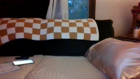 Snapshot of sidneyraee chatting on 06/11/26, 12:32 Mrs. St. Patrickk online show from 06/11/26, 12:32