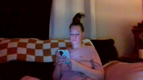Snapshot of sidneyraee chatting on 06/14/26, 02:24 Mrs. St. Patrickk online show from 06/14/26, 02:24