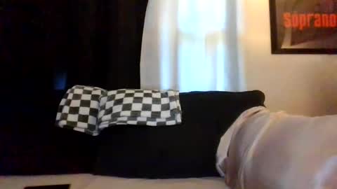 Snapshot of sidneyraee chatting on 07/08/26, 07:18 Mrs. St. Patrickk online show from 07/08/26, 07:18